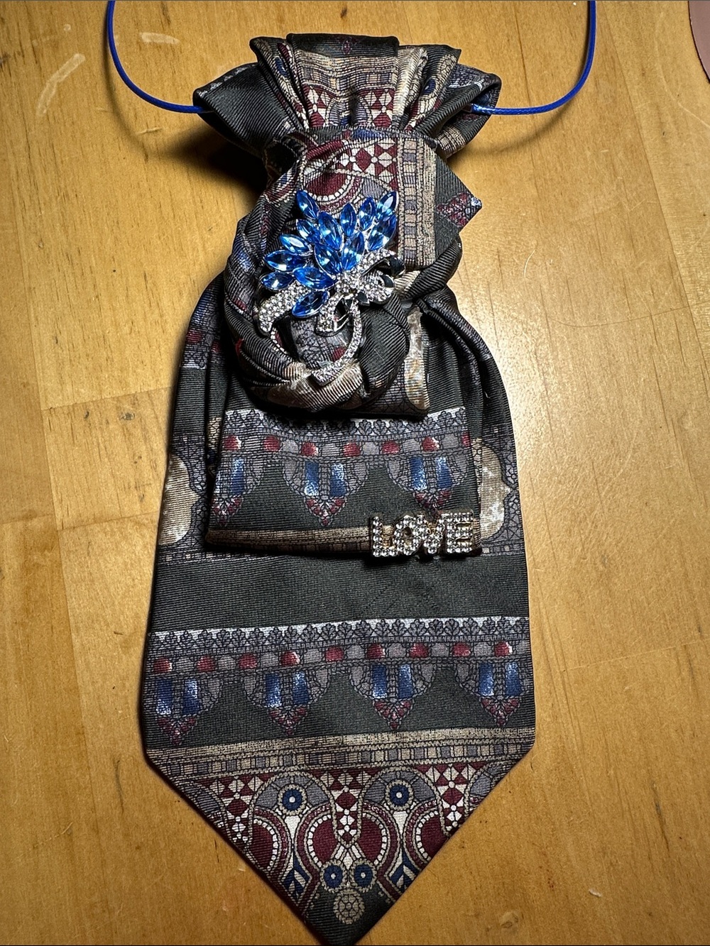 Henry Grethel 100% Italian Silk Necklace Tie with Blue Flowered Brooch and Love